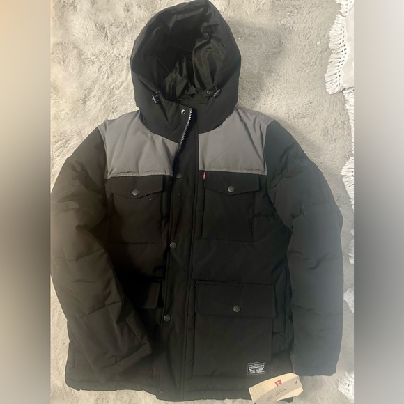 Levi's Other - NWT MENS LEVI'S PUFFER COAT size Medium Ultra Loft Insulated Hooded Gray $180